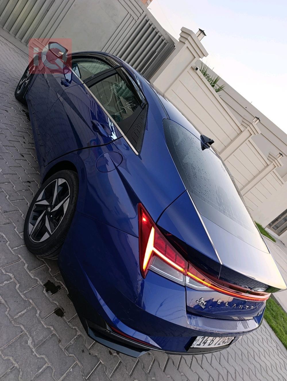 هیوندای ئەلەنترا